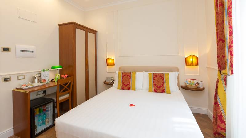 milton-hotel-rome-room-CLASSIC-SMALL-DBL-1